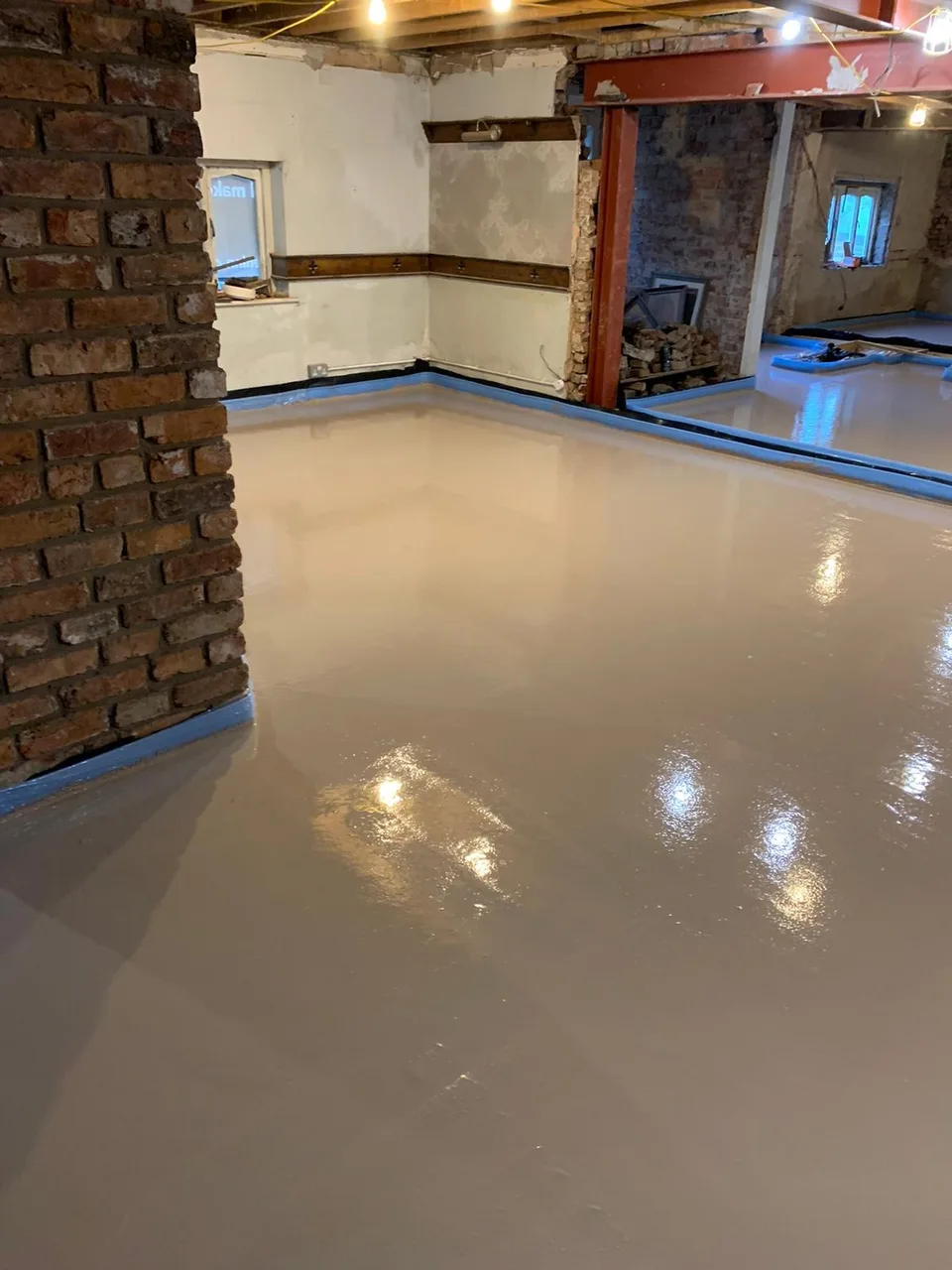 Initial Screeding